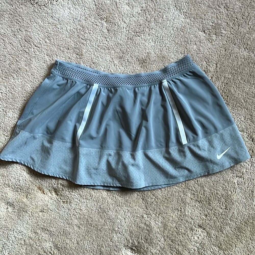 Nike tennis skorts